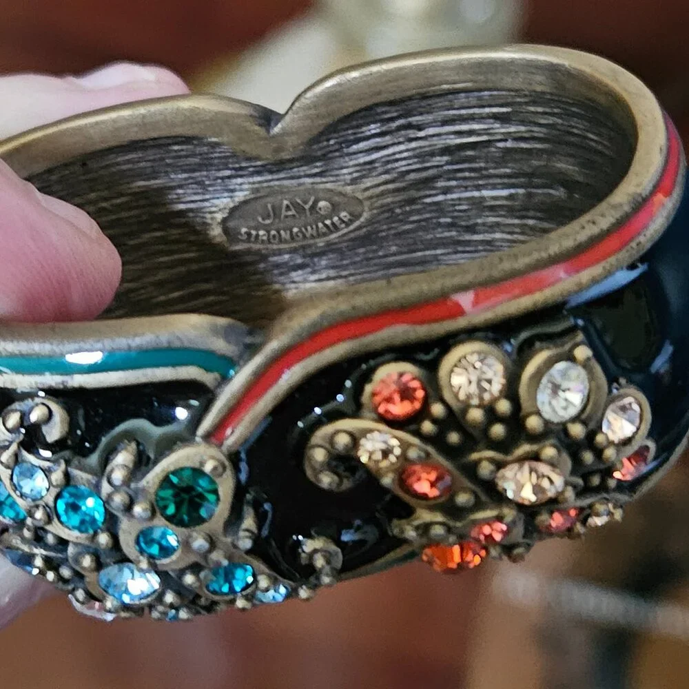 2 VINTAGE JAY STRONGWATER ART DECO CHINOISERIE SCROLL CRYSTAL ENAMEL NAPKIN RING